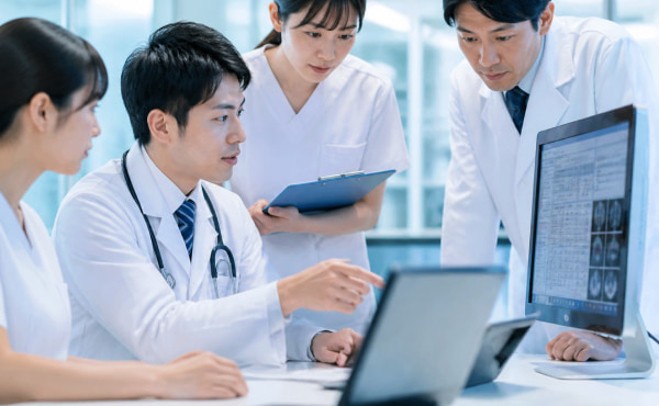電子カルテ情報共有サービスの中身とは？情報共有が進む理由を解説